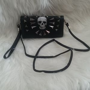 SKULL STUDDED VERSATILE WALLET